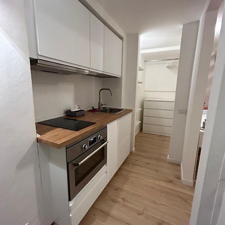 Studio Apartment Near Bocconi Milánó Kültér fotó